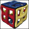 犬のおもちゃ ケイジーキューブ Kyjen cagey cube